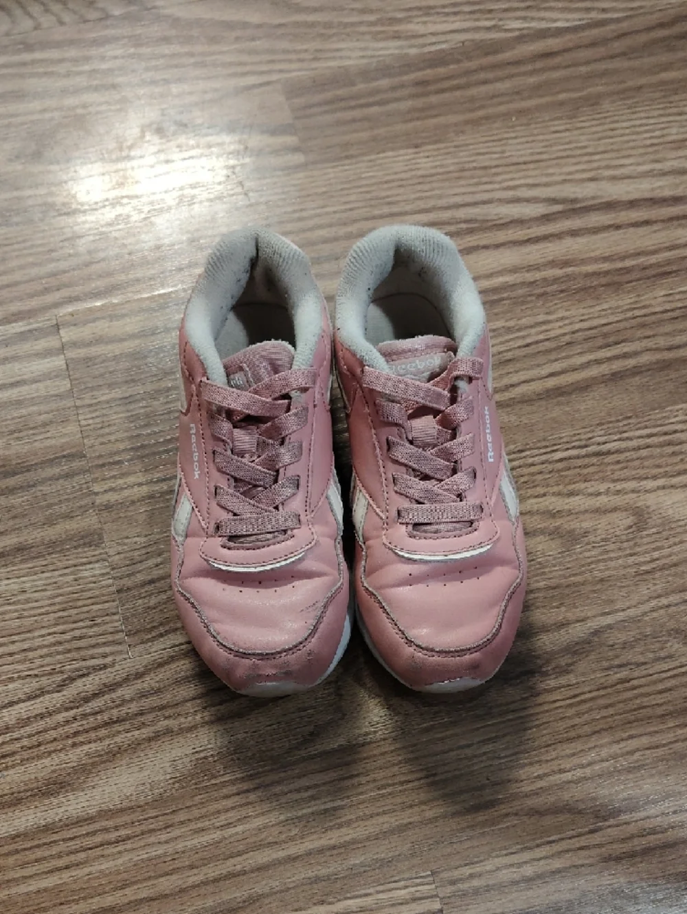 Reebok Kids Pink and White Retro Lace-Up Sneakers - Picture 3 of 6
